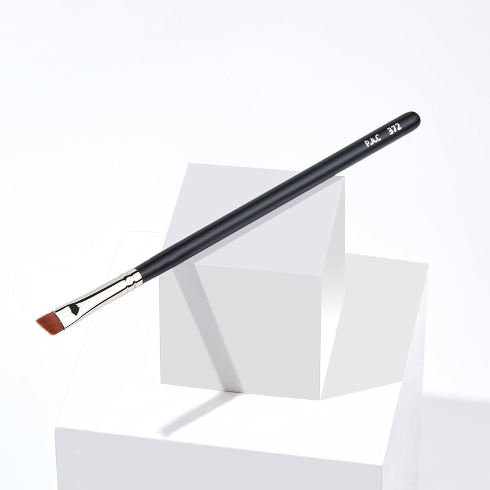 1pc Black Angled Eyebrow Brush for Perfect Brows