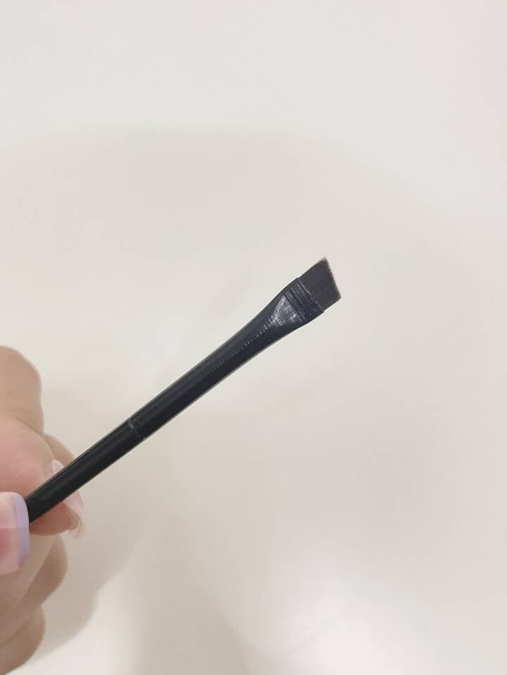 Angled Eyebrow Brush – Perfect Precision for Flawless Brows