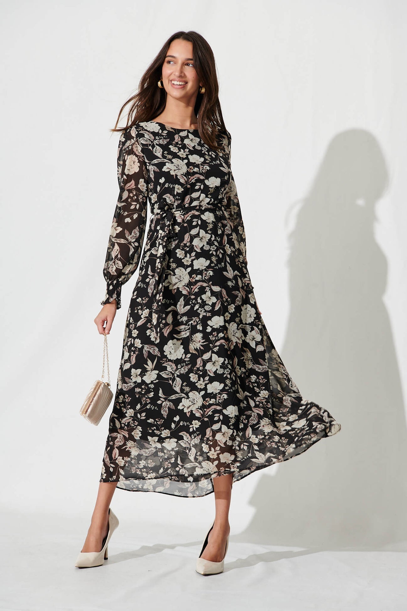 Ditsy Floral Ruched Tier Flowy Midi Dress XD21