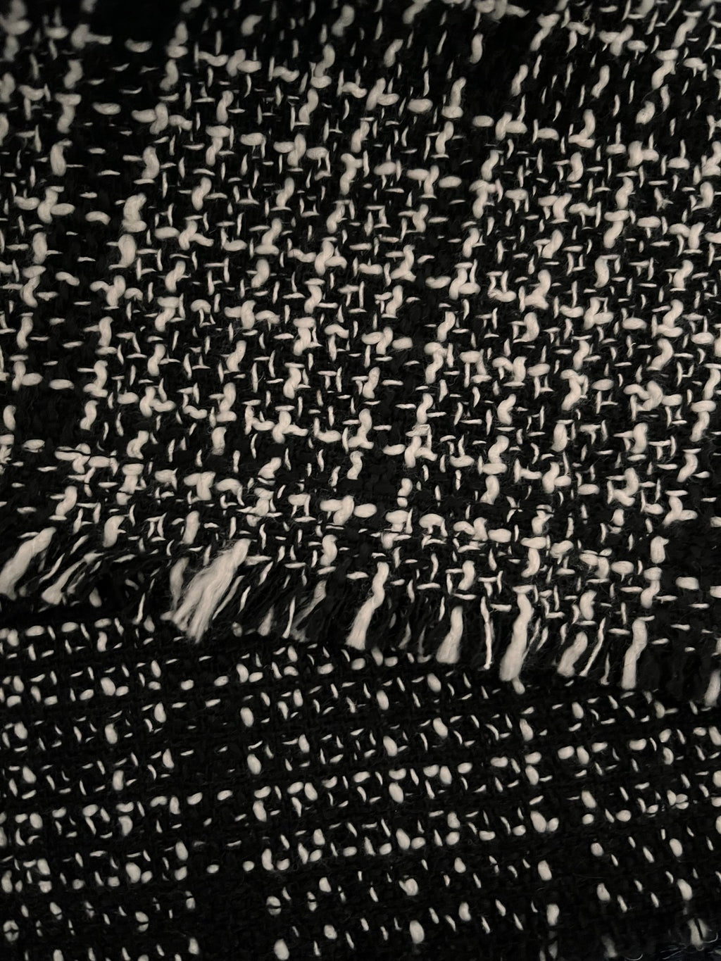 Petite Chic Tweed Panel Dress – Elegant Contrast Look