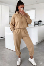 Women’s 2-Piece Fleece Loungewear Set – Cropped Hoodie & High-Waisted Joggers