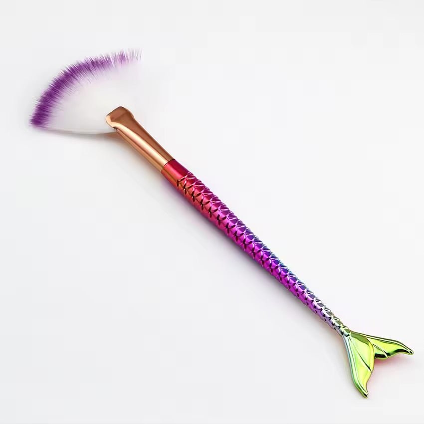 Mermaid Handle Fan Brush – 1pc (Random Colour)