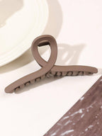 Matte Twist Hair Grip – Elegant and Functional Hair Clip
