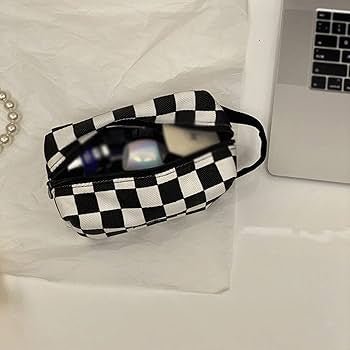 Checkered Rectangular Makeup Travel Bag - Stylish & Spacious Organizer