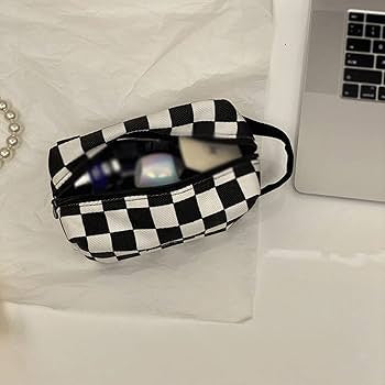 Checkered Rectangular Makeup Travel Bag - Stylish & Spacious Organizer