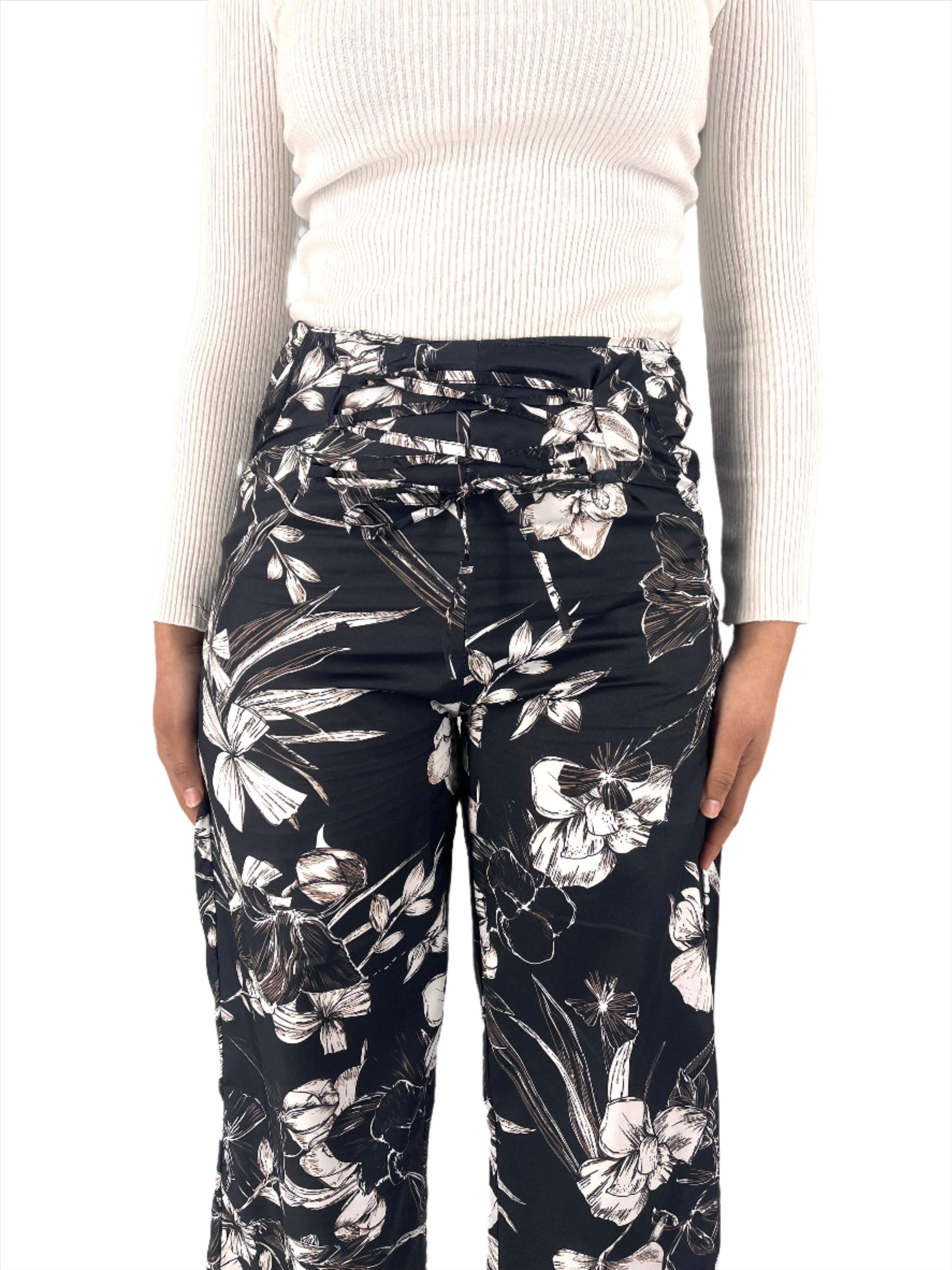 Floral Lace Up Straight Cut Pants XD21