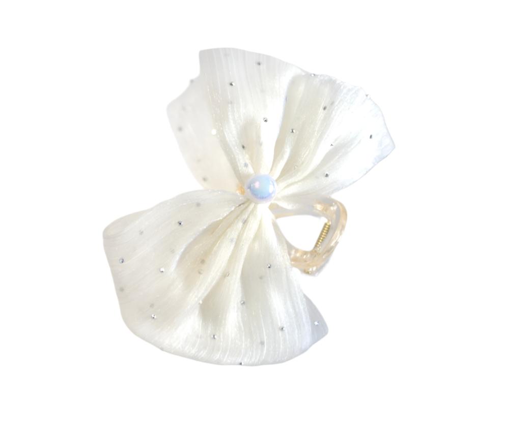 Pearl Bow Hair Grip – Stylish Hair Clip for a Touch of Sophistication