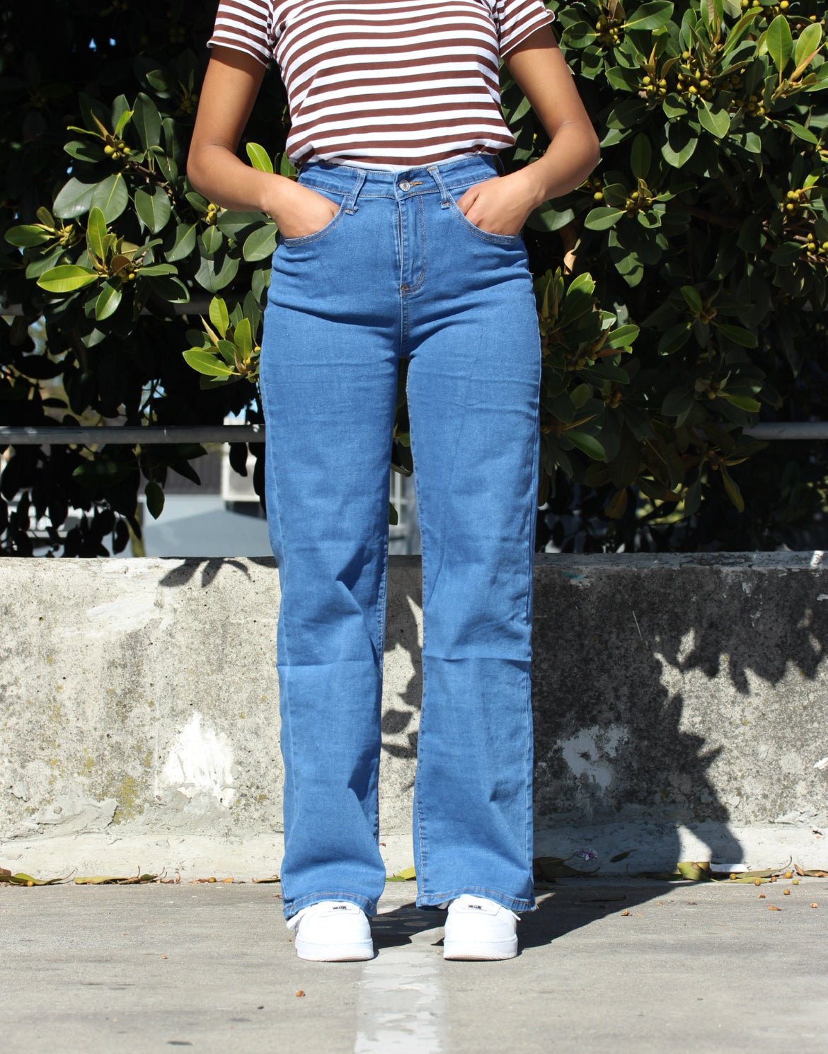 High-Waist Straight Leg Denim Jeans – DYQ 358