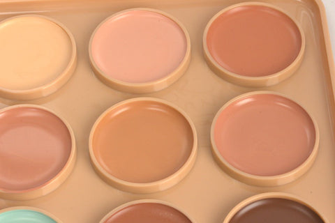 Ushas Concealer Palette – Versatile Face Sculpting for Flawless Definition