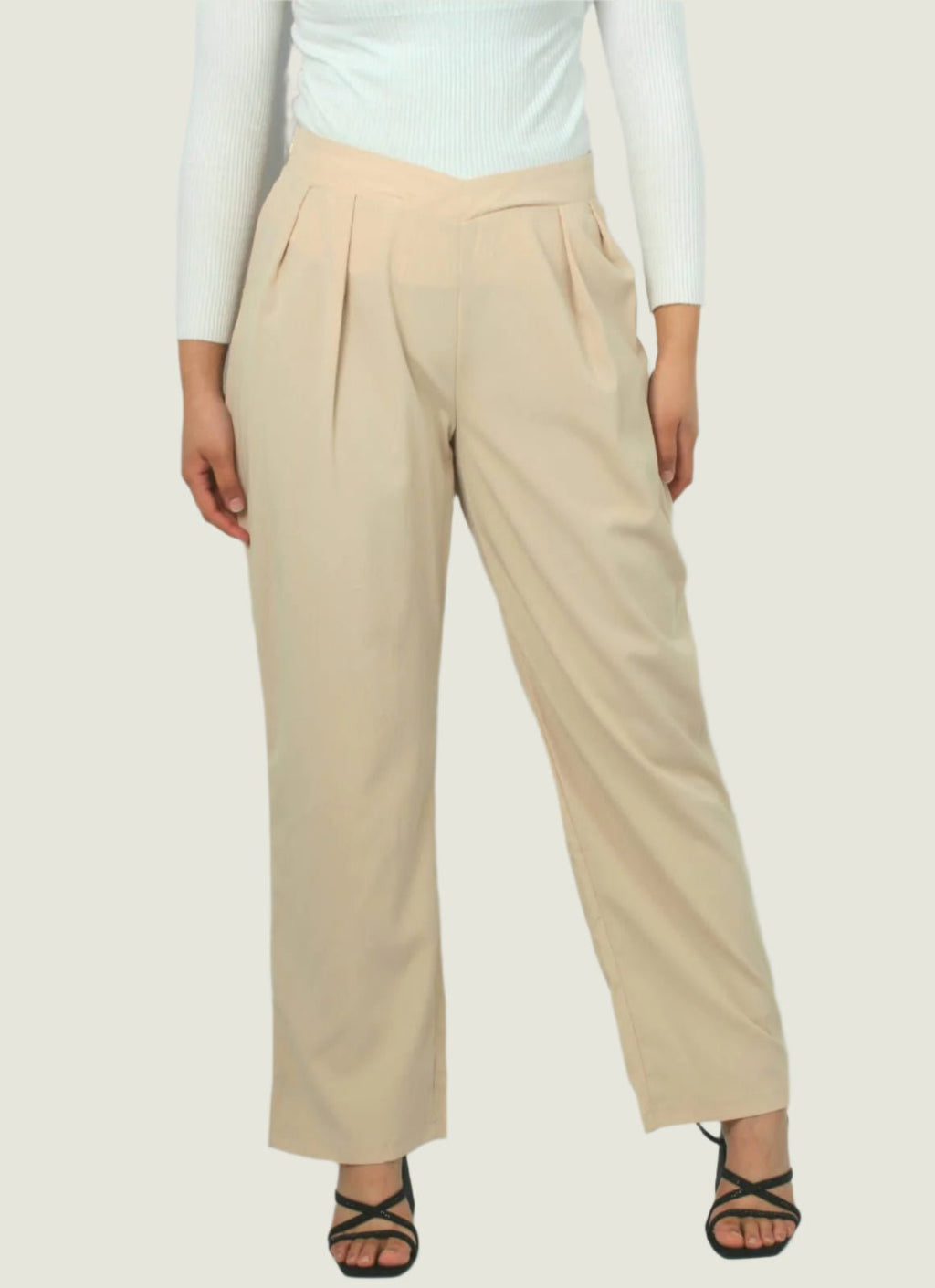 High-Waisted Pleated Wide-Leg Trousers – Neutral Tones