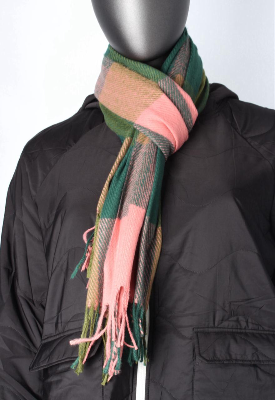 Monochrome Plaid Fringe Scarf – Classic Streetwear Style