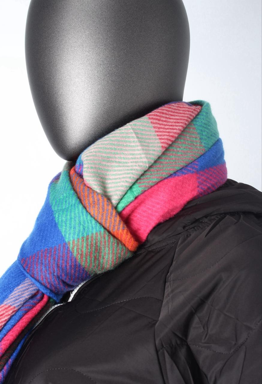 Monochrome Plaid Fringe Scarf – Classic Streetwear Style