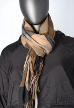 Monochrome Plaid Fringe Scarf – Classic Streetwear Style