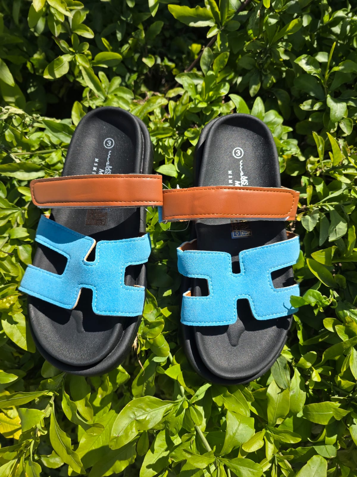 Women's Cut Out Slide Sandals- Comfortable Flat Summer Shoes