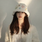 Plush Star Bucket Hat - 611Z1