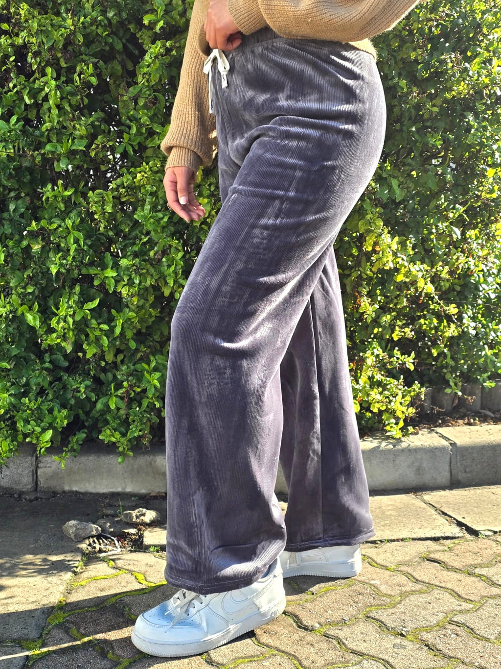 Chic Wide-leg Corduroy Pants