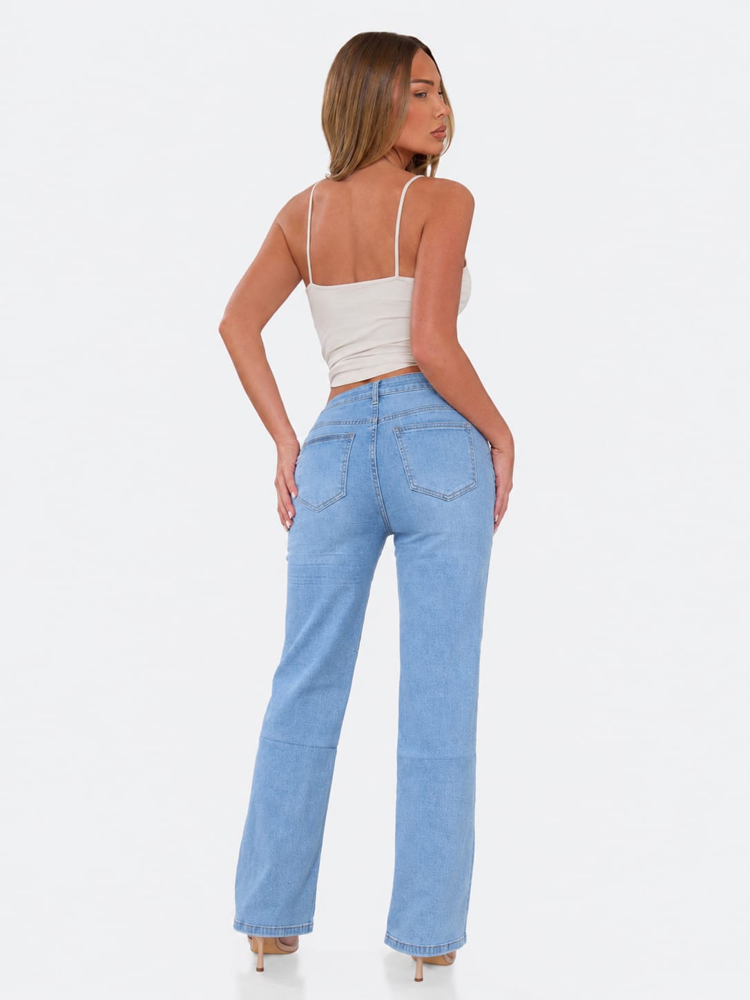 Light Wash Relaxed Wide-Leg Jeans – DYQ 386