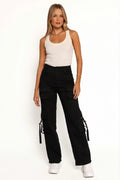 Core Utility Black Straight-Leg Jeans S559