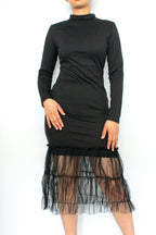 Elegant Ribbed Knit Dress with Sheer Tulle Hem