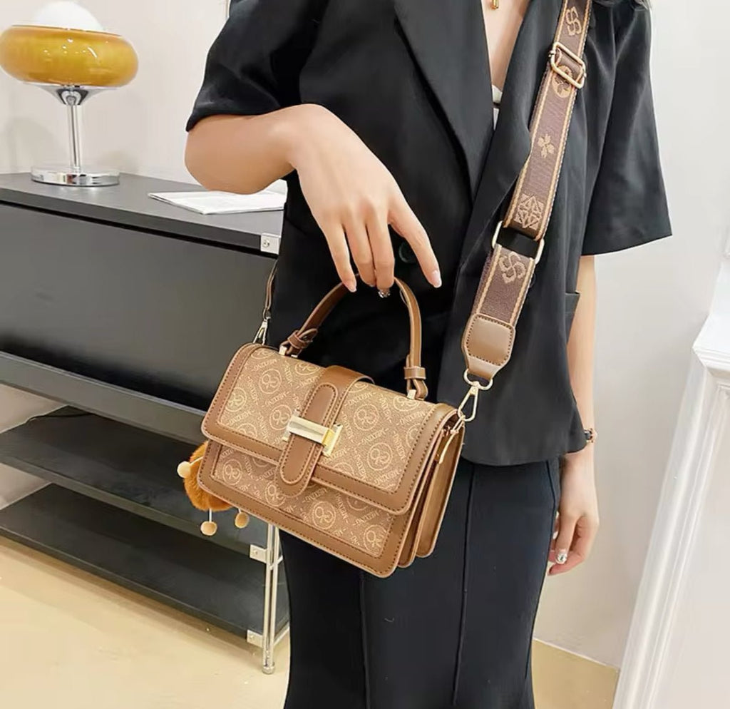 Letter printing portable casual shoulder crossbody bag XD21