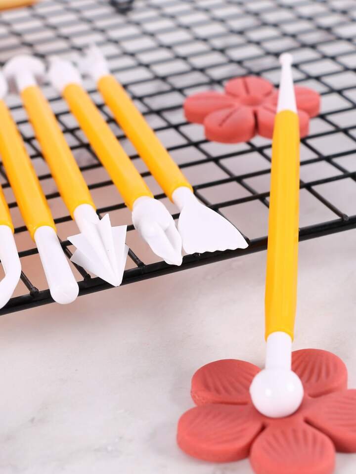 Modelling Tools 16 Patterns Carving Set XD21