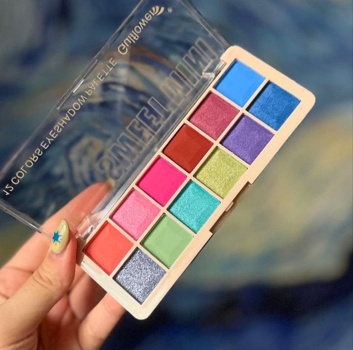Sweet Mini 12 Colour Eyeshadow Palette – Compact, Vibrant Shades for Every Look