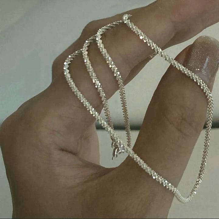 Silver White Simple Geometric Necklace XD21