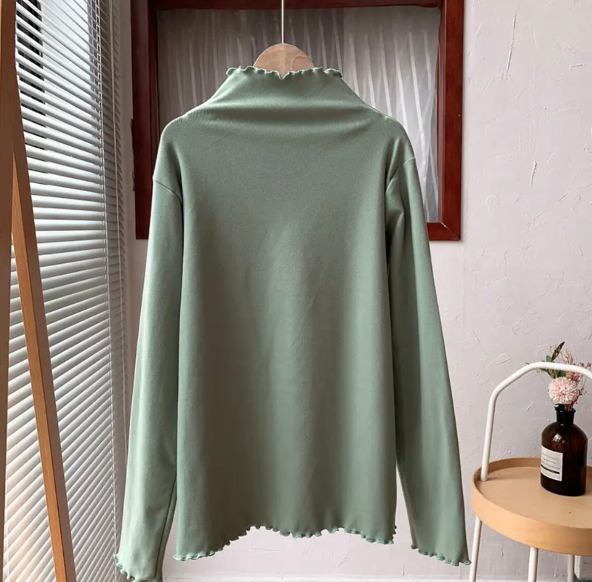 Velvet Like Turtle neck Frill Top XD21