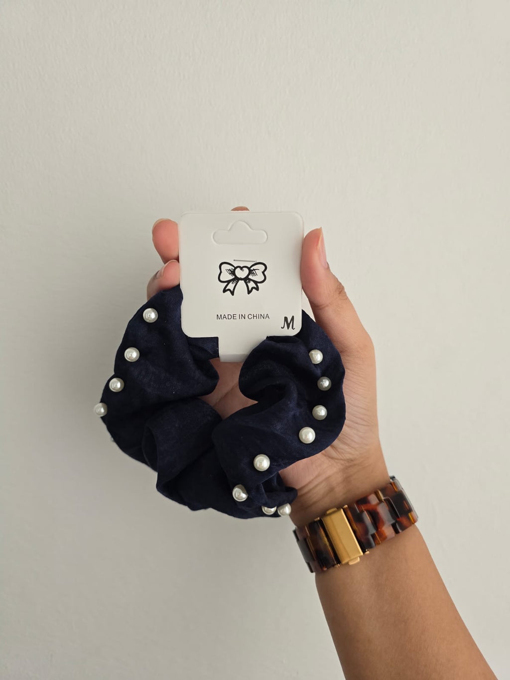 Pearl Scrunchie Hair Tie 1pc