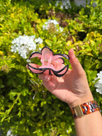 Black Edged Pointed Petal Flower Claw Clip 1pc