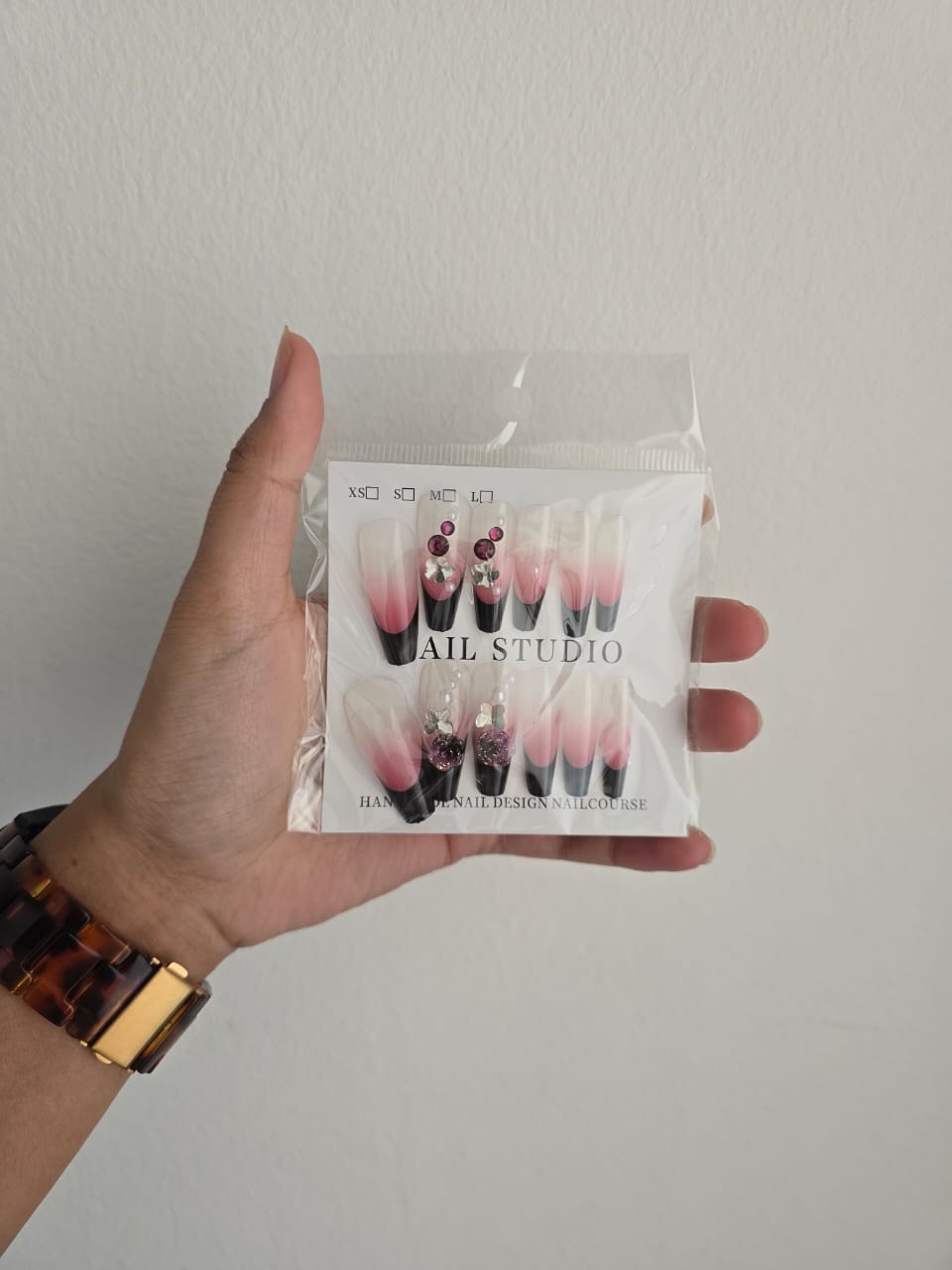 Embellished Nail Art Reusable Press-On Nails