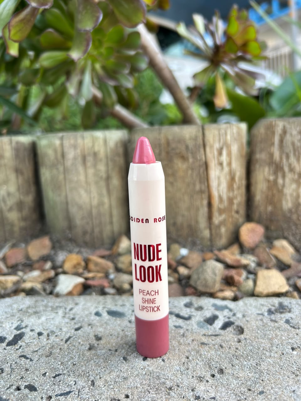 Golden Rose Nude Look Peach Shine Lipstick