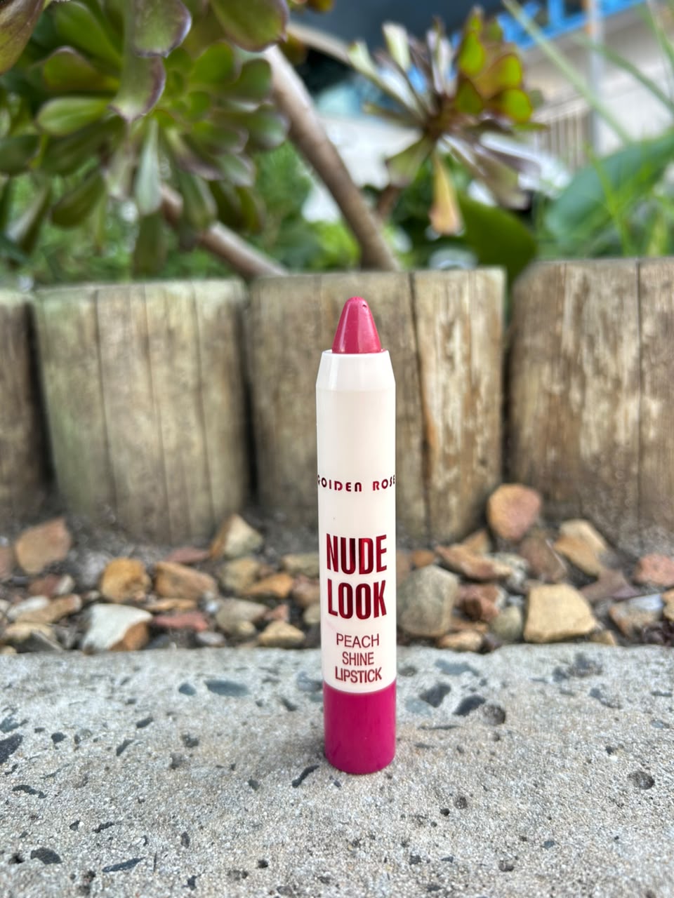 Golden Rose Nude Look Peach Shine Lipstick