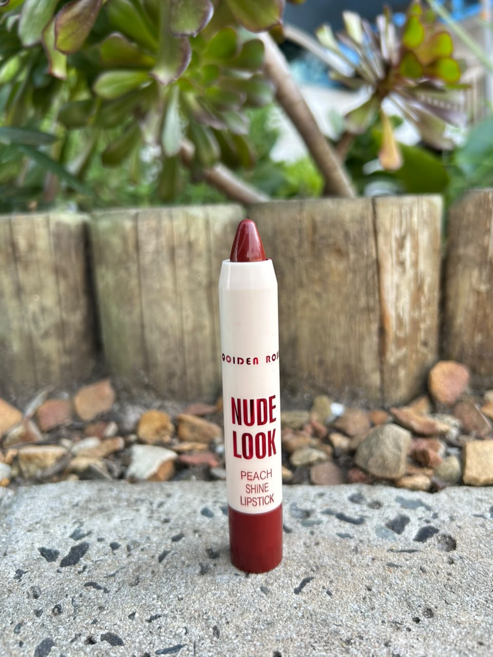 Golden Rose Nude Look Peach Shine Lipstick