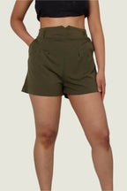 Chic Structured Shorts with No Belt – Sleek & Stylish for Any Occasion