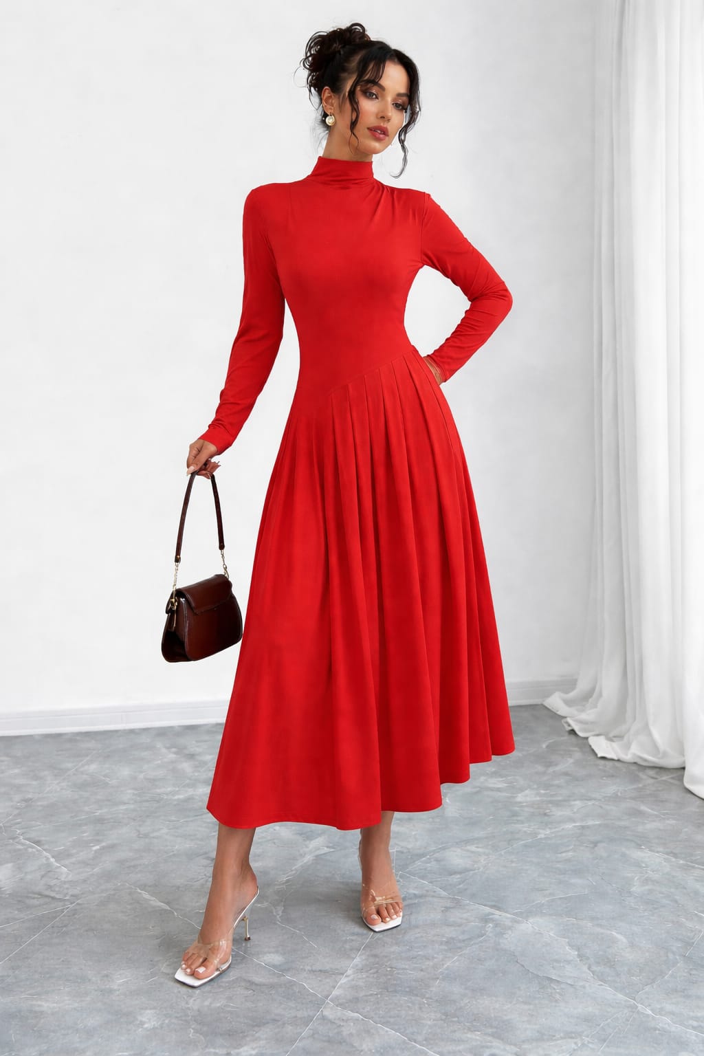 Elegant Solid Pleated Maxi Dress – High Neck & Pleated Skirt