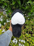 Plush Heart Accent Slippers – Cozy Soft Indoor Slide