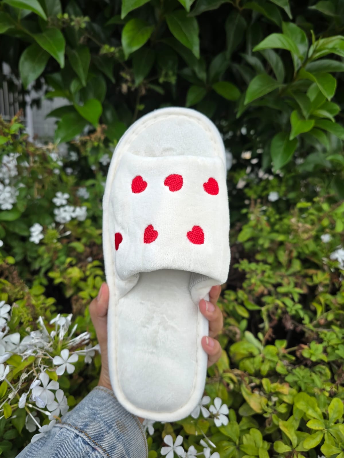 Heart Pattern Plush Slippers – Soft Cushioned Indoor Shoes