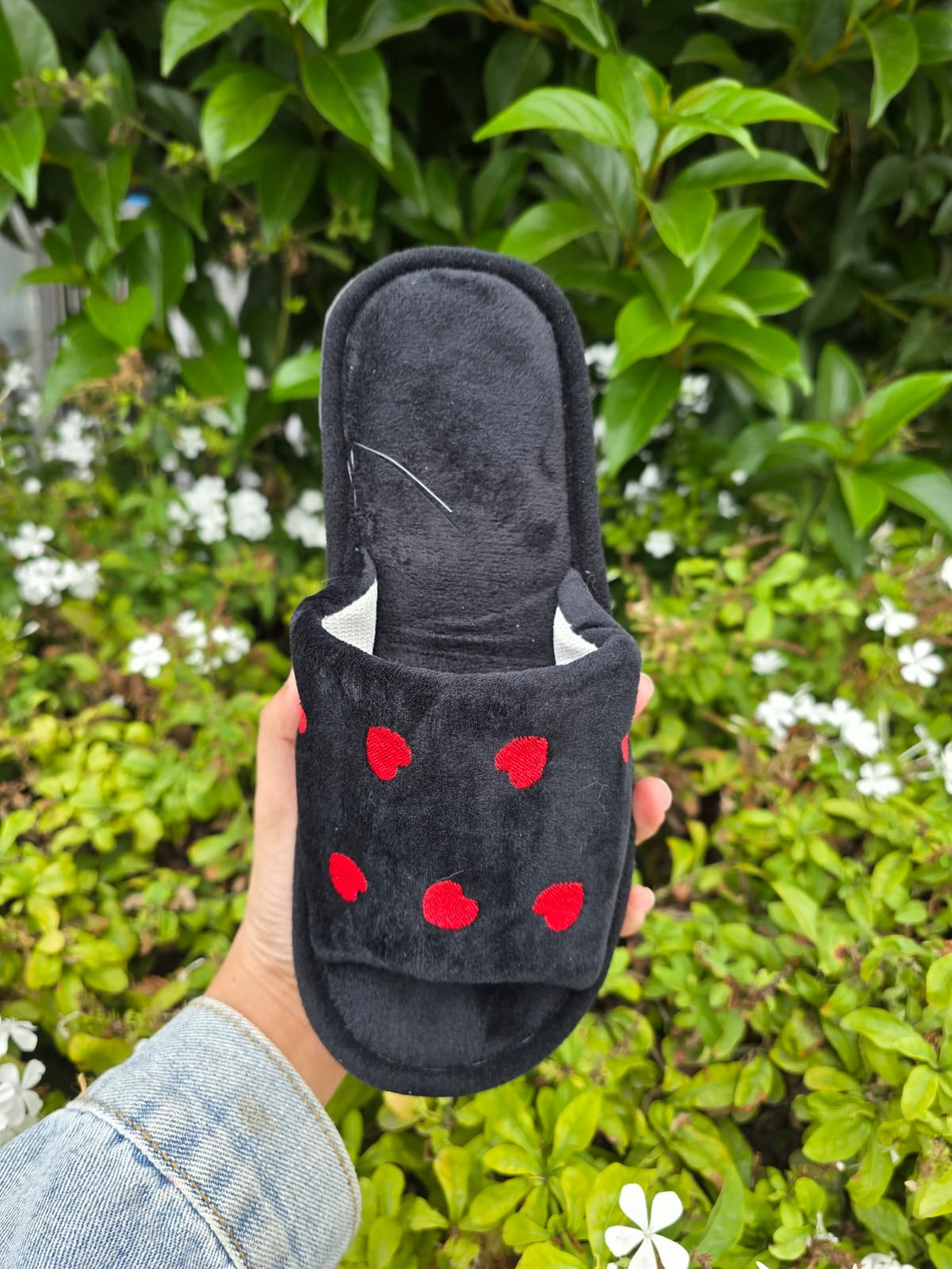 Heart Pattern Plush Slippers – Soft Cushioned Indoor Shoes