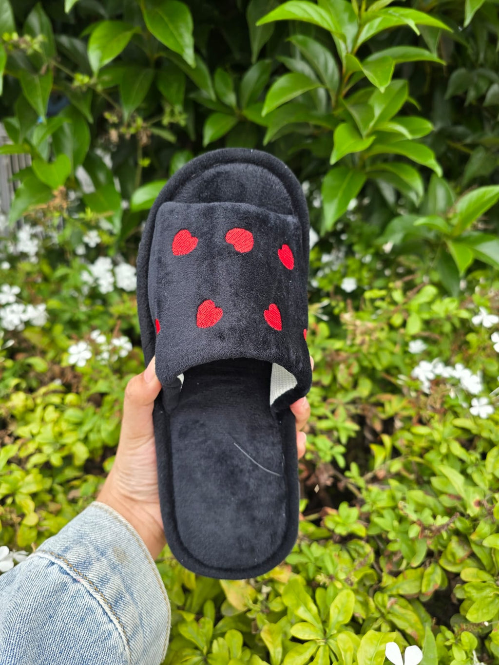 Heart Pattern Plush Slippers – Soft Cushioned Indoor Shoes