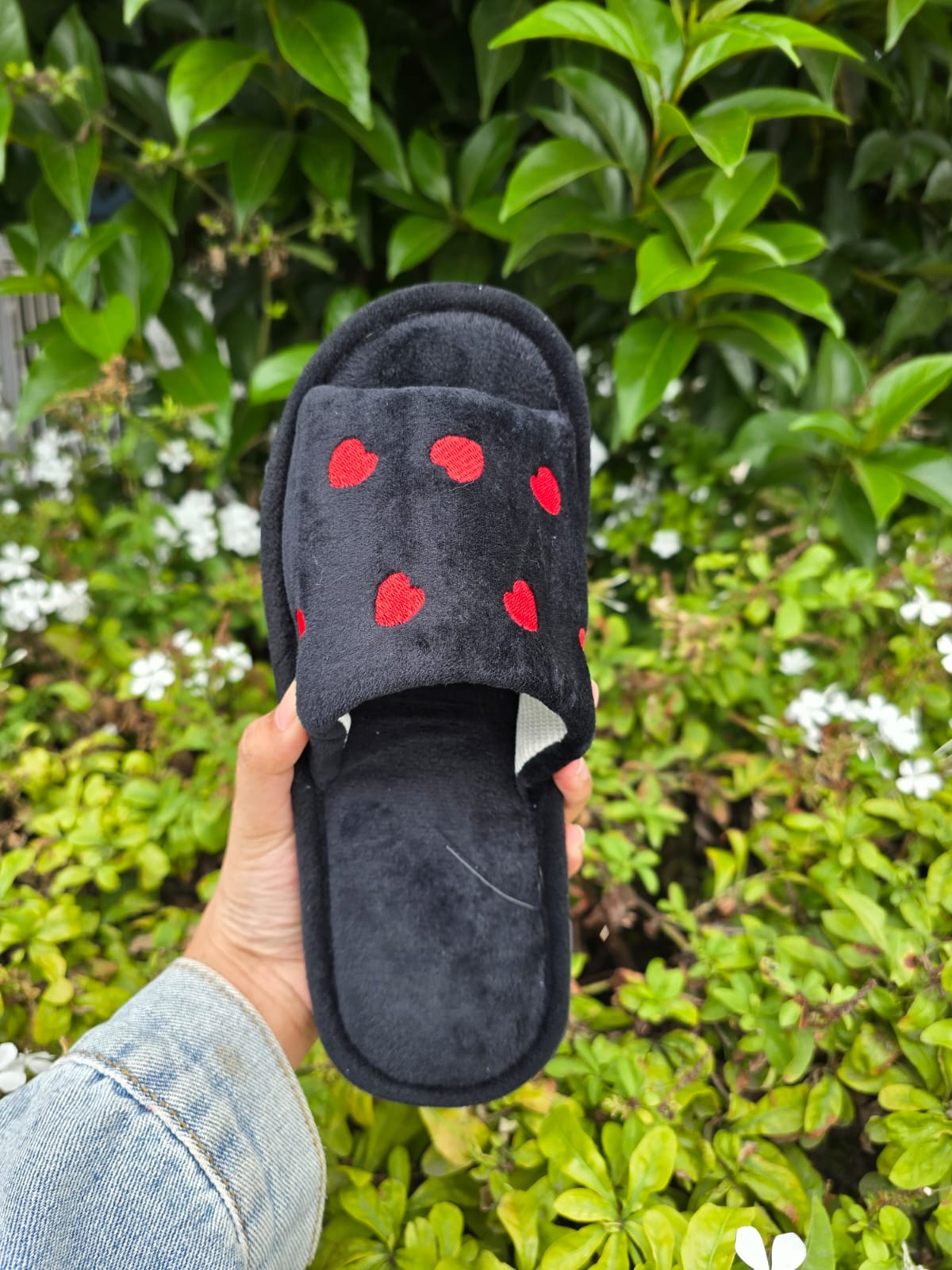 Heart Pattern Plush Slippers – Soft Cushioned Indoor Shoes