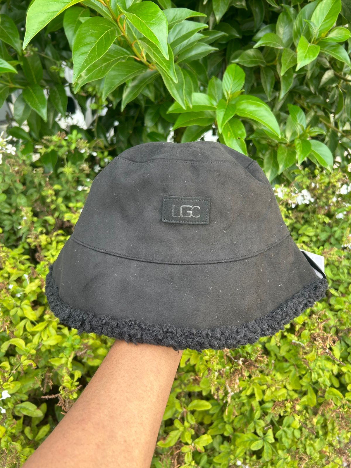 Suede Faux Fur Lined Bucket Hat