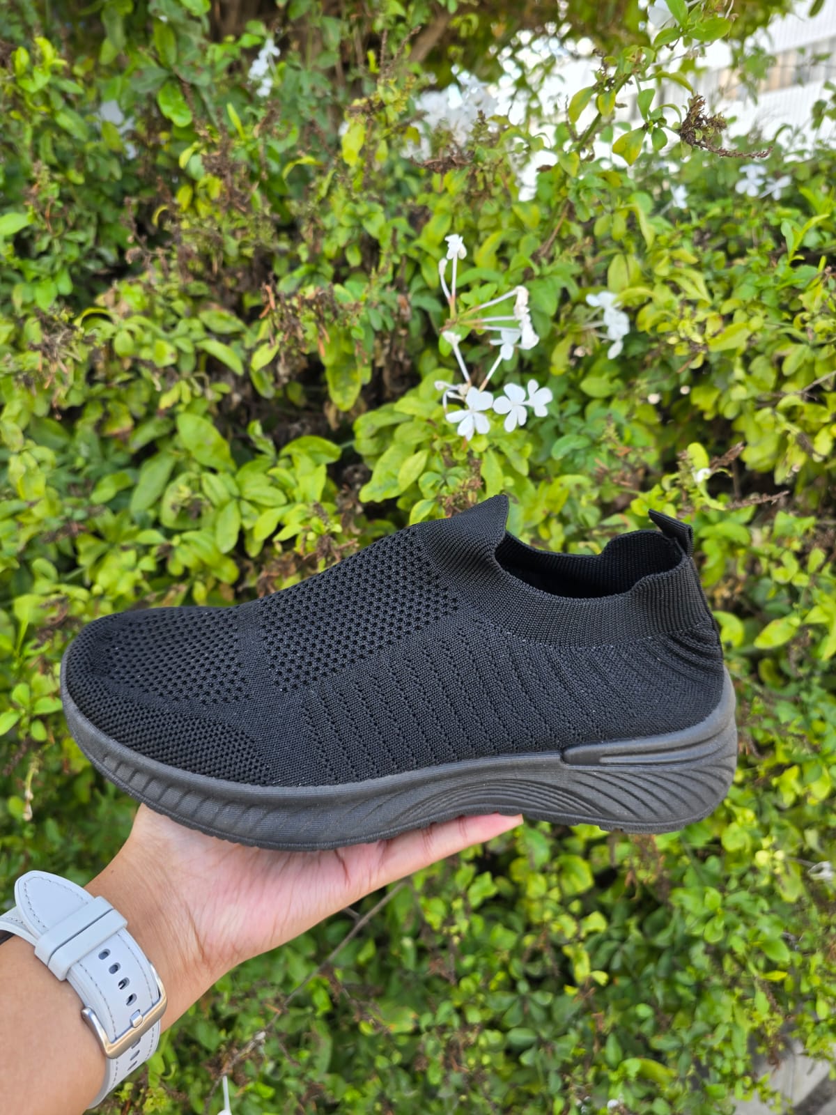 Slip-On Sneakers - Lightweight & Comfortable Everyday Shoes
