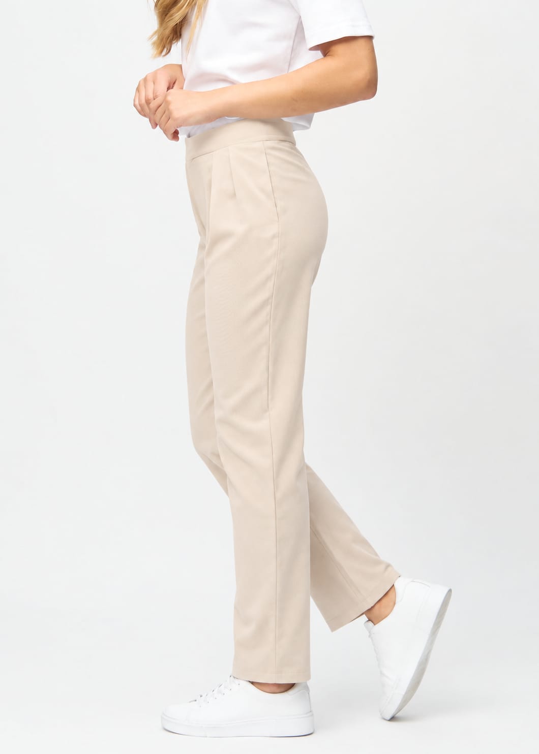 Tailored Pleat-Front Wide-Leg Trousers