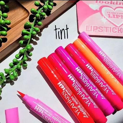 YeahKiss Tempting Lips Water Lipsticks Random