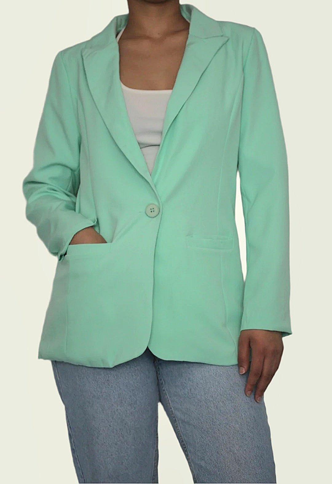 Casual Chic Vibe Blazer – Trendy & Stylish Outerwear for Any Occasion