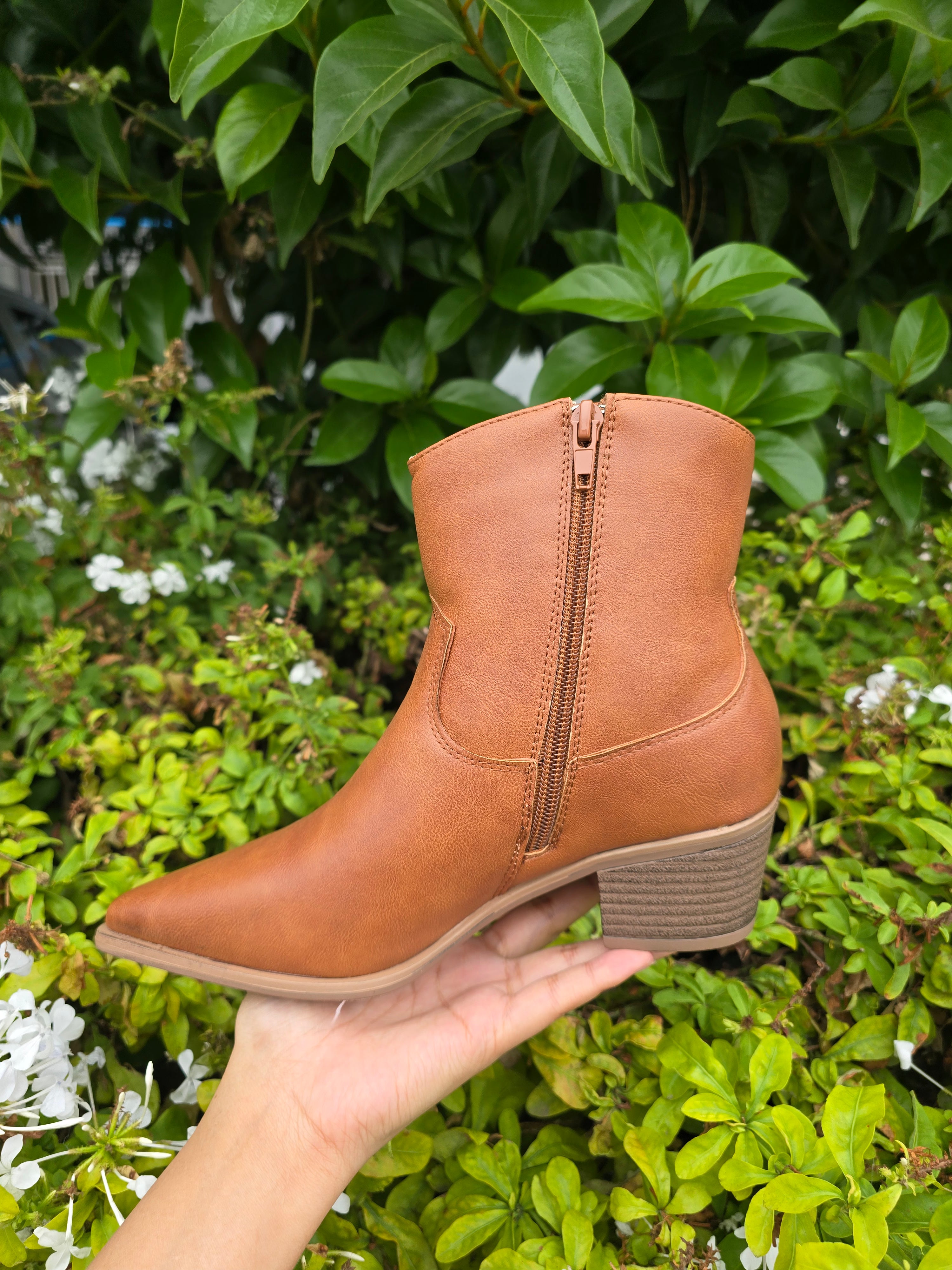 Women’s Brown Western Ankle Boots – Classic Low Heel Cowboy Shoes