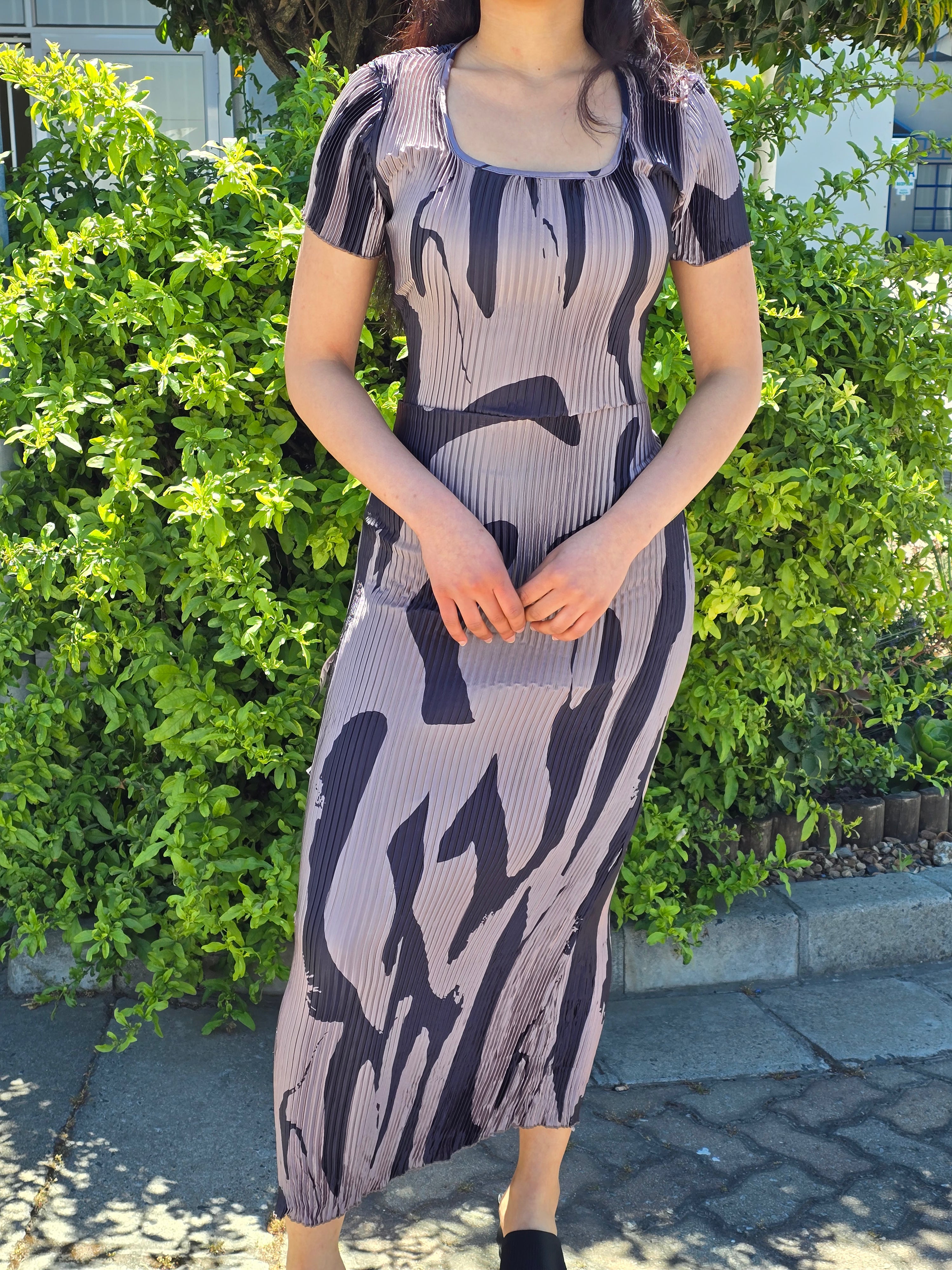 Short Sleeve Abstract Print Maxi Dress