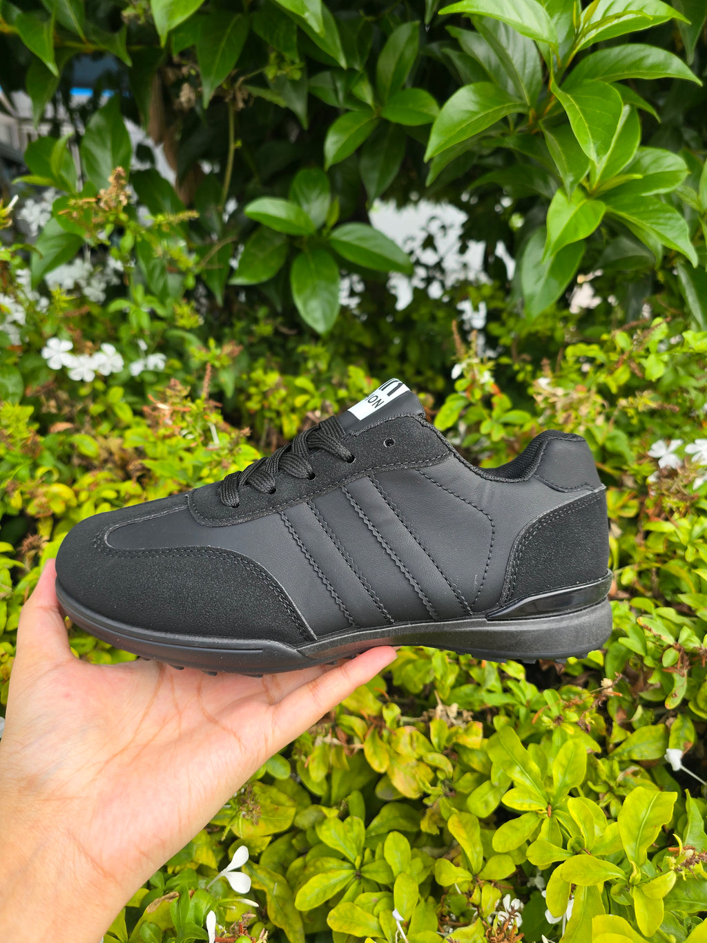 Women’s Casual Sport Sneakers – Comfortable Lace-Up Shoes