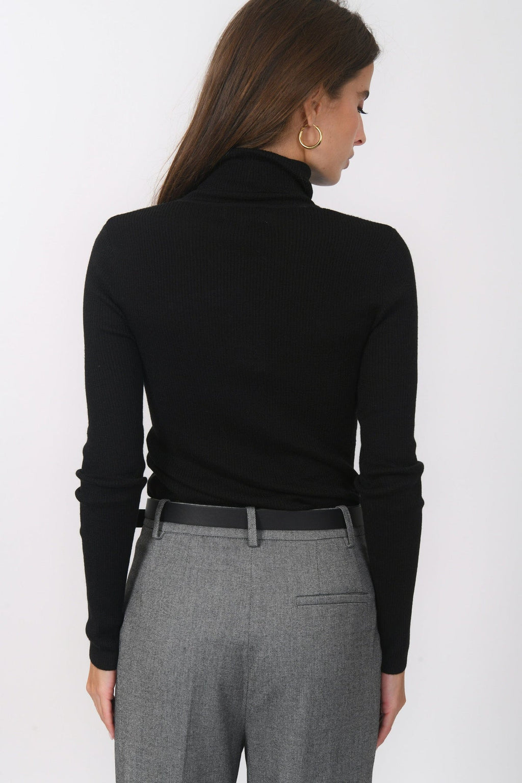 Long-Sleeve Ribbed Turtleneck Sweater